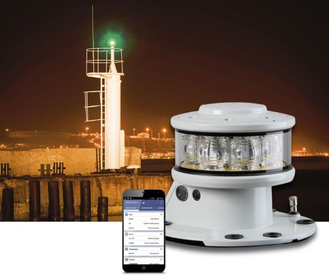 چراغ سر دکل خورشیدی